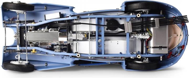 Actual product image 1:8 IXO Bugatti 57 SC