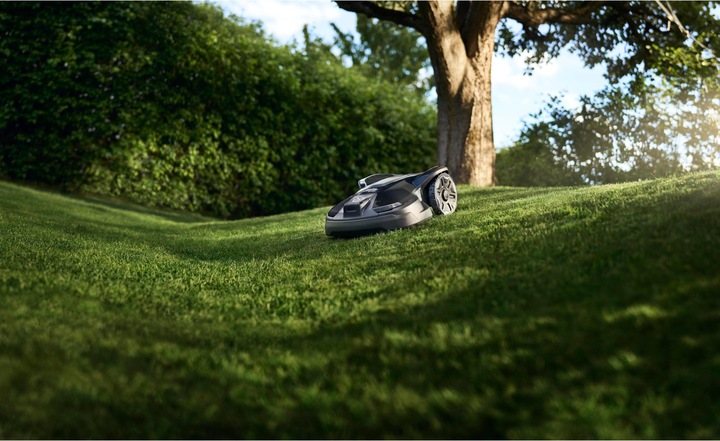 Image du produit Husqvarna AUTOMOWER 320 NERA (2200 m², Sans câble périphérique, Câble périphérique)