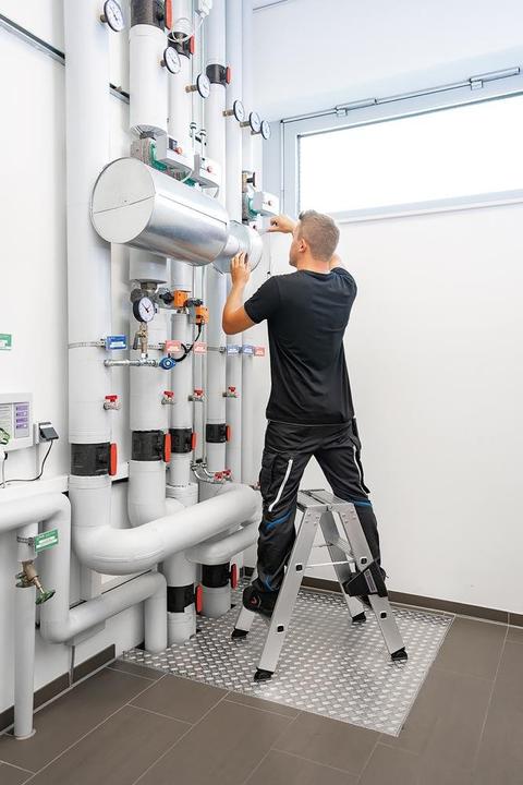 Actual product image Munk Stepladder with steps, both sides (Stepladder, 67 cm)