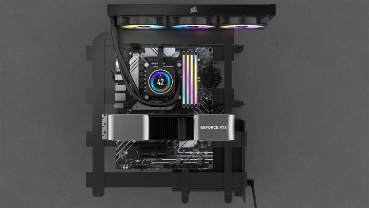 Actual product image Corsair Dominator Titanium RGB (2 x 48GB, 6400 MHz, DDR5 RAM, DIMM)