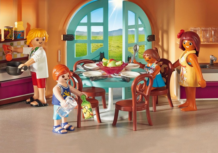 Actual product image Playmobil Sunny holiday villa (9420)