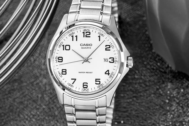 Actual product image Casio MTP-1183A-7BDF Herrenuhr + BOX