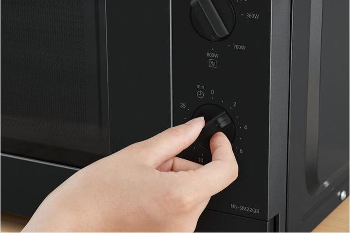 Actual product image Panasonic NN-SM22QBEPG (20 l)