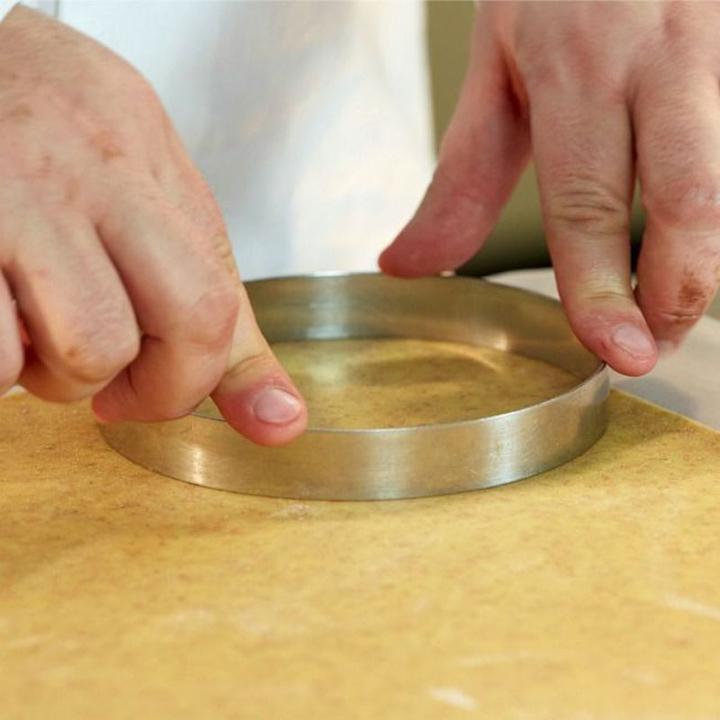 Immagine prodotto Pavoni Anello per torta perforato, Ø 15 cm (15 cm)