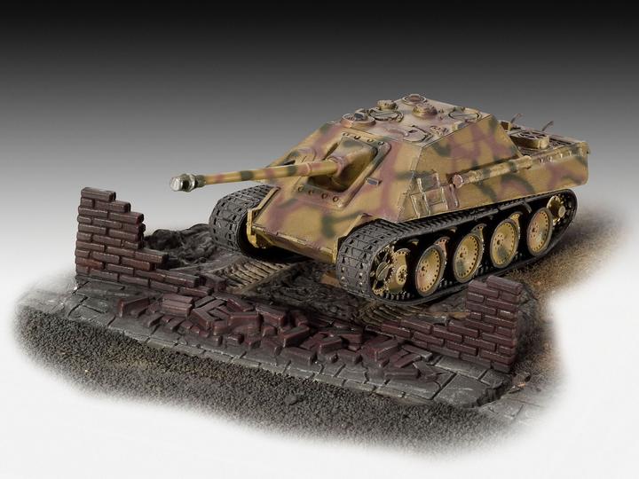 Actual product image Revell Model Set Sd.Kfz.173 Jagdpanther