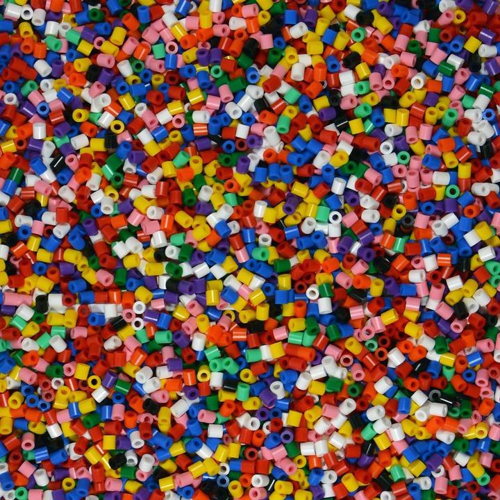 Productafbeelding Hama Strijkkralen in een emmer, 30.000 stuks.