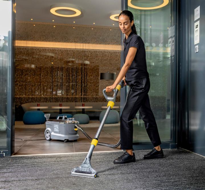 Actual product image Kärcher Professional Puzzi 10/1 Edition (Wet dry vacuum cleaner)