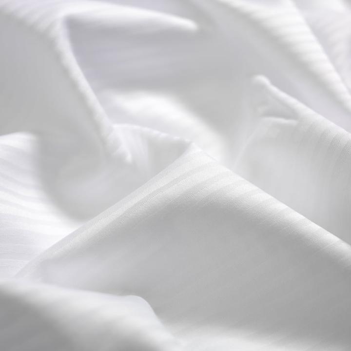 Actual product image Johann Jakob White-Stripes (Duvet cover, 160 x 210 cm)