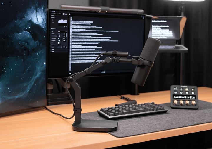 Actual product image Elgato Wave Desk Stand