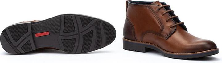 Actual product image Pikolinos Leon (46)