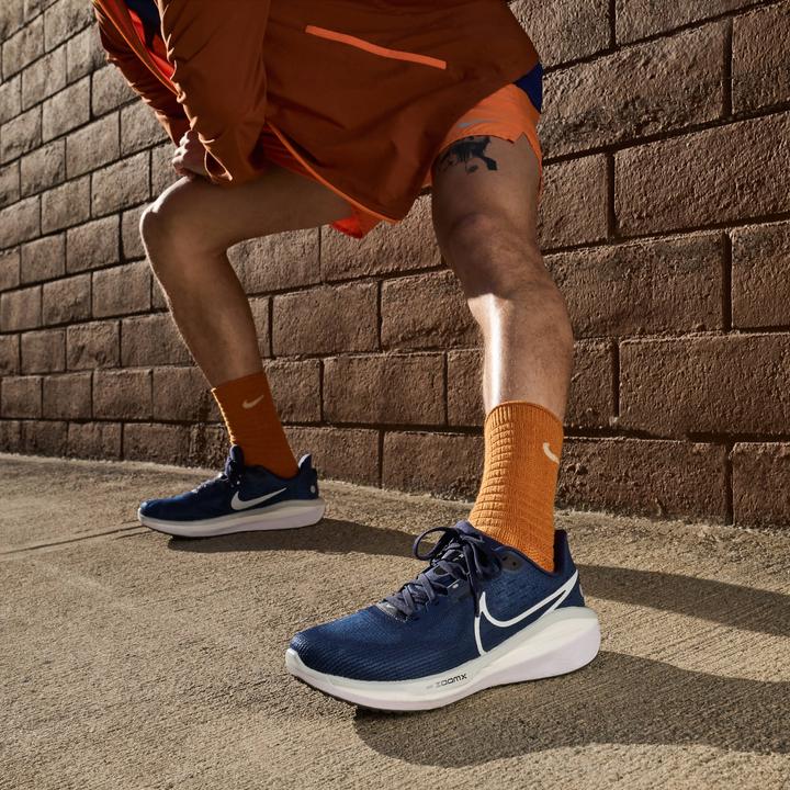 Image du produit Nike Vomero 17 (44)