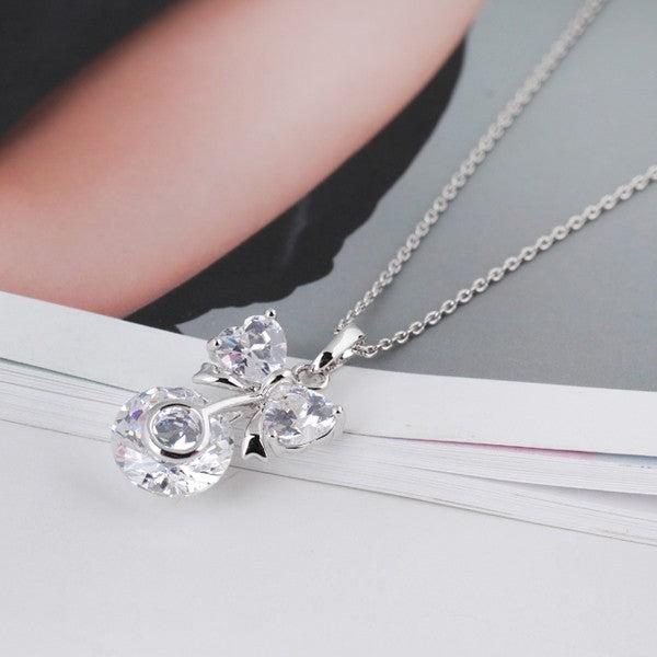 Immagine prodotto Hermex Collana LUXURY placcata in platino con ciondolo a forma di pavone con zirconi - platino (Lega di rame)