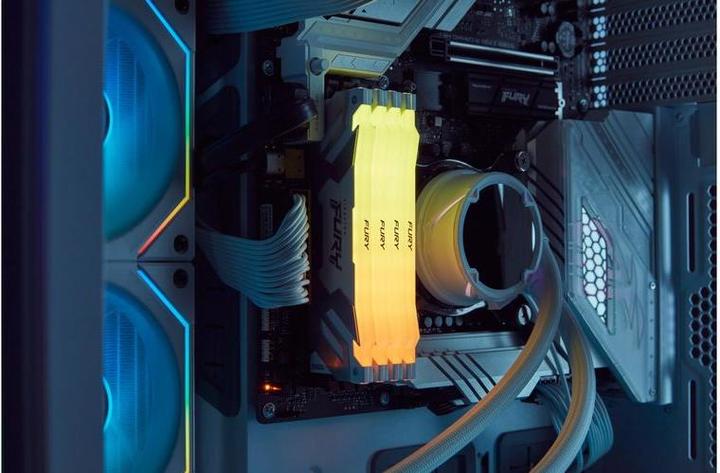 Actual product image Kingston 24GB 8000MT/s DDR5 CL38 DIMM FURY Renegade RGB White (1 x 24GB, 8000 MHz, DDR5 RAM, DIMM)