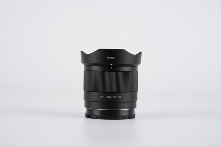 Produktbild Rollei AF 40 mm F/2.5 FE Sony E-Mount (Sony E, Vollformat)