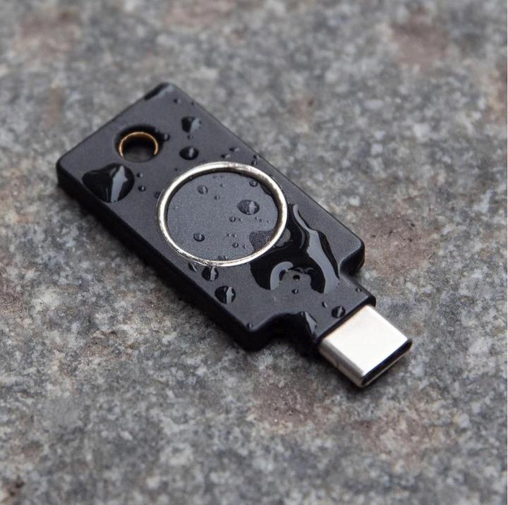 Produktbild Yubico YubiKey C Bio-FIDO Edition