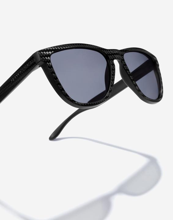 Actual product image Hawkers Polarised sunglasses One Raw Carbon Fiber Black (Ø 55.7 mm)