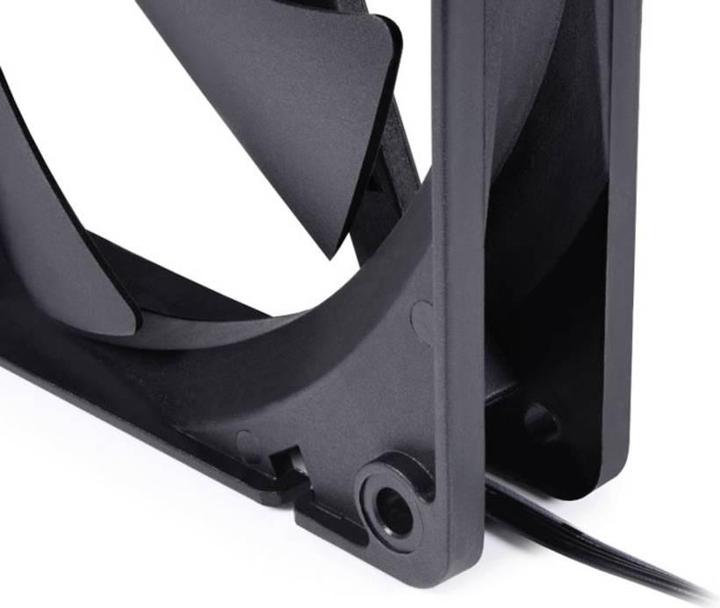 Immagine prodotto Alphacool Ventola Core 140mm PWM 3200rpm (140x140x25mm) (140 mm, 1x)