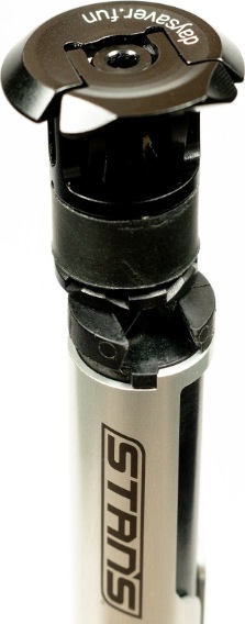 Produktbild Notubes Incredible DART Lenkerhalterung