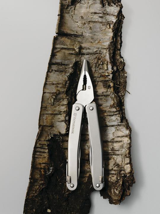 Produktbild Victorinox V-3.02 24.N Multifunktionswerkzeug Swiss Tool Spirit X (24 Funktionen)