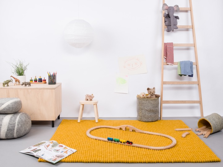 Produktbild Myfelt Klara Filzkugelteppich eckig (70 x 100 cm)