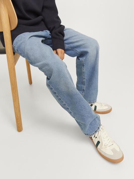 Actual product image Jack & Jones JJICHRIS JJIORIGINAL SQ 957 JNR Relaxed Fit Jeans Junior Relaxed Fit Jeans (128)