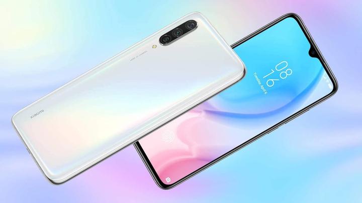Actual product image Xiaomi Mi 9 lite (6.39") Dual SIM Android 9.0 USB Type-C White (64 GB, 6.39", Dual SIM, 4G)
