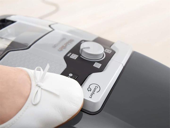 Actual product image Miele Blizzard CX1 Cat & Dog PowerLine