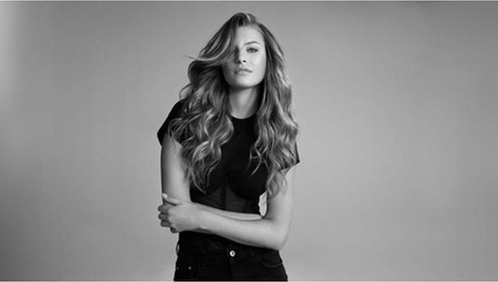 Immagine prodotto Neqi Moisture Mystery Conditioner Idratazione profonda per capelli secchi e fragili Cura professionale a (250 ml)