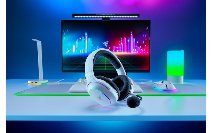 Actual product image Razer Barracuda X Chroma (Wireless)