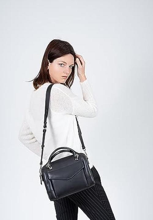 Actual product image Kate Moss Practical Compartmentalized Leather Shoulder Bag for Organization