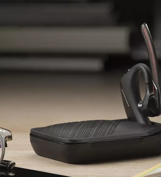 Actual product image Poly Voyager 5200 UC (Cable, Wireless, USB-A)