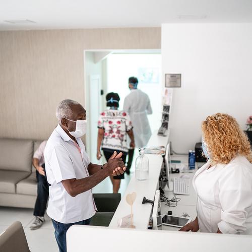 Produktbild Netgear WAX214 (1201 Mbit/s)