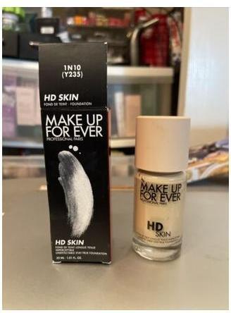 Image du produit Make Up For Ever Fond de teint HD Skin Undetectable Stay-True (1N10 Ivory)