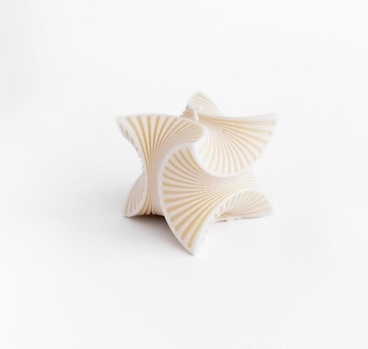 Image du produit Santabarbara Interior Design Bougie Fashionista 9 cm x 9 cm, Nature, 1 pièce (1 pcs)