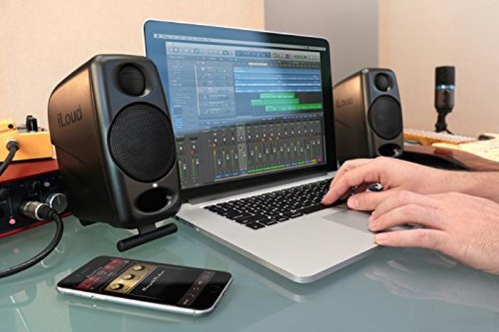 Actual product image IK Multimedia iLoud Micro Monitor (Active, Pair, 2x 50 W)