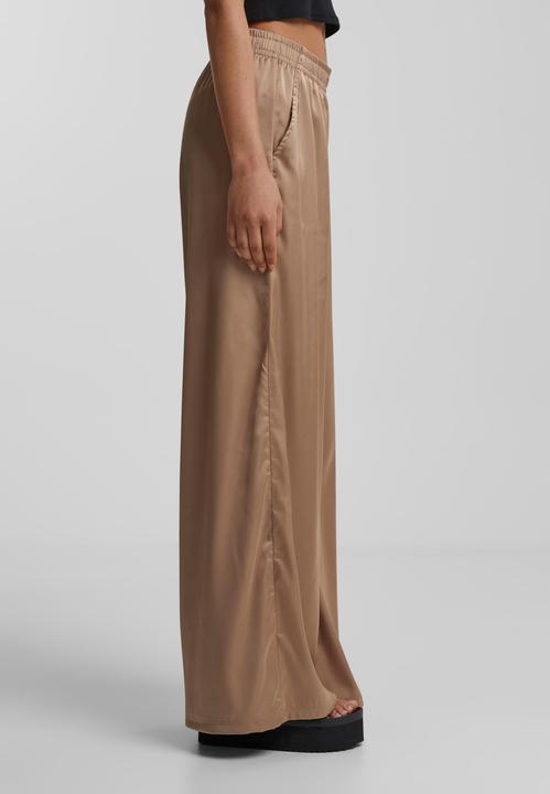 Produktbild Urban Classics Ladies Satin Wide Leg Pants (5XL)