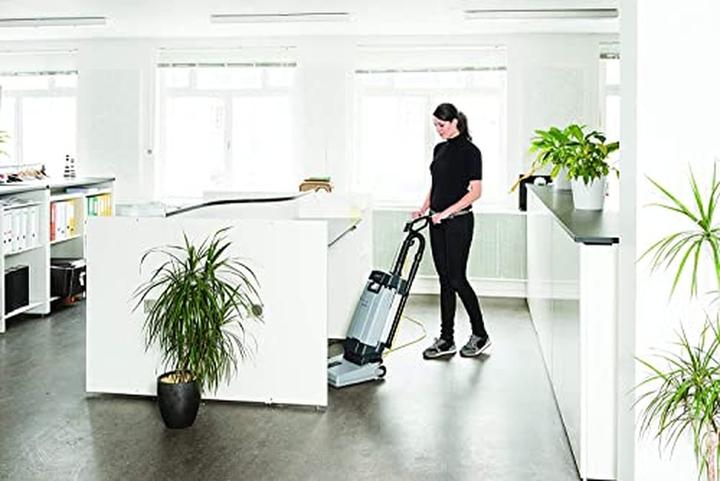 Actual product image Nilfisk SC 100 E (Scrubber-dryer)