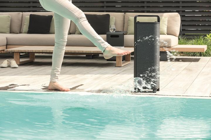 Actual product image Spa Solutions Escape P9 360° speaker Waterproof (16 h, Battery operated)