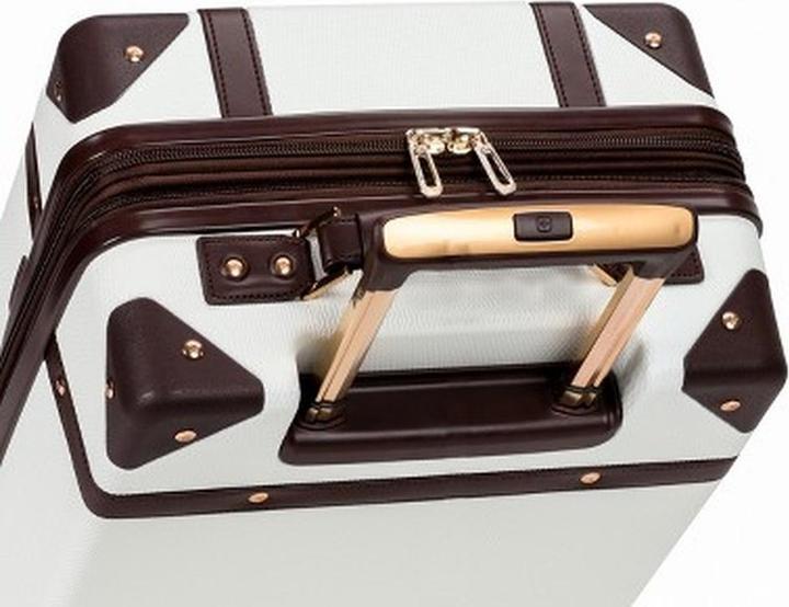 Actual product image Wenger Trunk Expandable Hardside Spinner