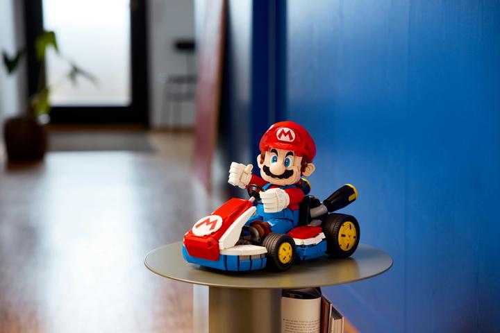 Actual product image LEGO Mario & Standard-Kart (72037, LEGO Super Mario, LEGO Rare Sets)