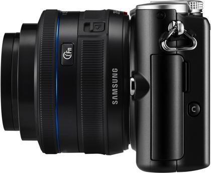 Produktbild Samsung NX100, 14.6 MP, 20-50mm Kit, kompakte Systemkamera (APS-C / DX)