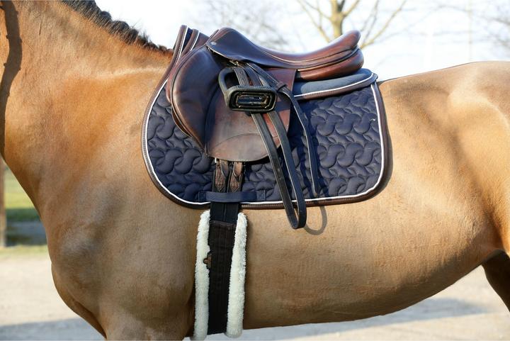 Immagine prodotto Kentucky Horsewear Sottopancia da sella con pelle d'agnello artificiale