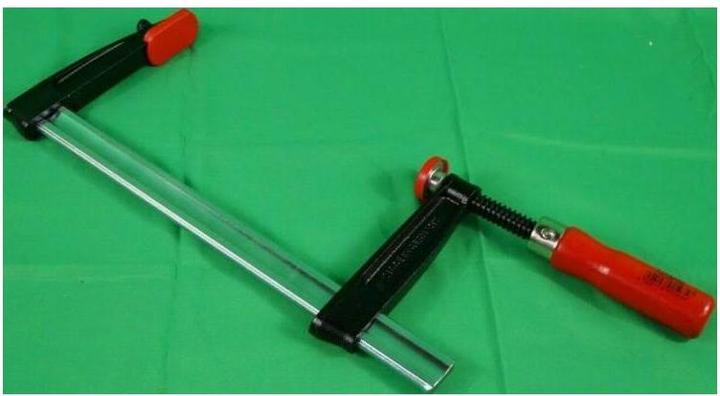 Produktbild Bessey Temperguss-Schraubzwinge TPN-B (300 mm)