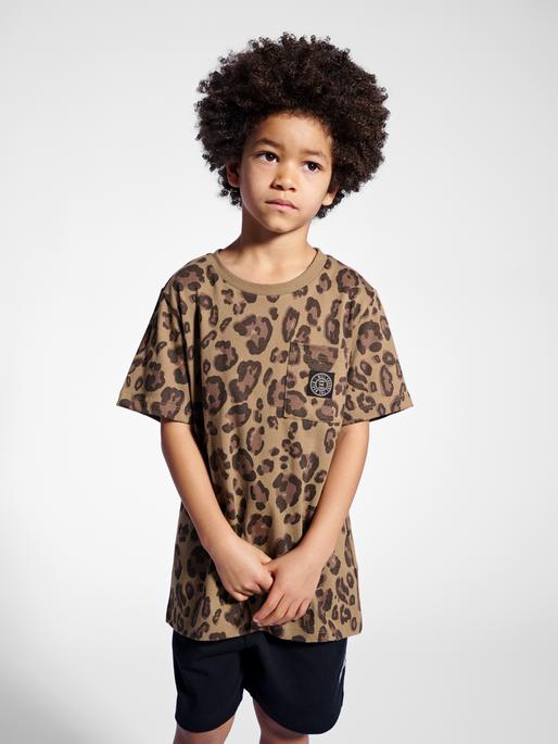 Produktbild hummel stmEASTWOOD T-SHIRT S/S (110)