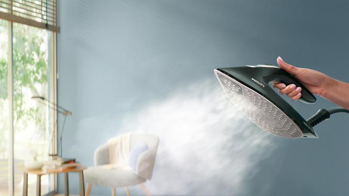 Actual product image Philips PerfectCare Dampfbügelstation 7000 Series (3120 W, 650 g/min)