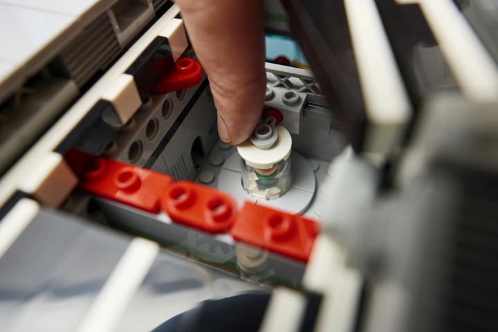 Produktbild LEGO Super Heroes S.H.I.E.L.D.-Helicarrier (76354, LEGO Marvel)