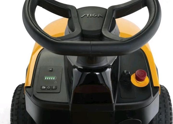 Immagine prodotto Stiga Trattorino Tornado 398e a batteria48 V 30 Ah (Batteria ricaricabile)