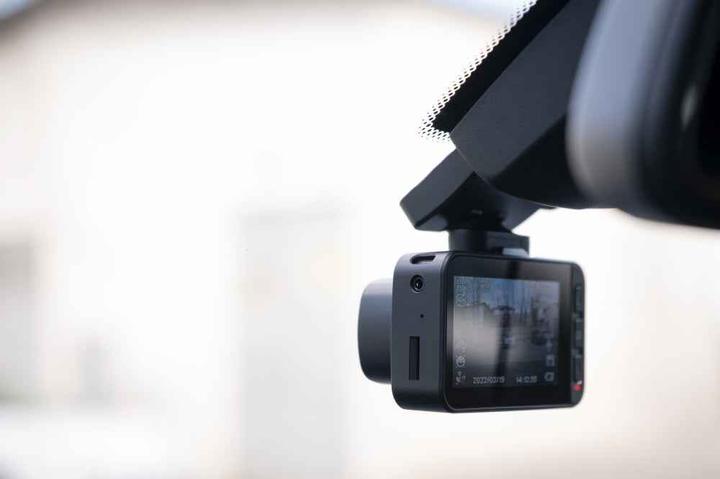 Produktbild Tellur Dash Patrol DC3 4K, GPS, WiFi black (GPS-Empfänger, Eingebautes Display, Eingebaute Anzeige, 4K)
