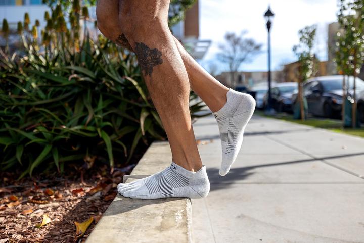 Actual product image Injinji Run Lightweight No-Show (44.5 - 47)