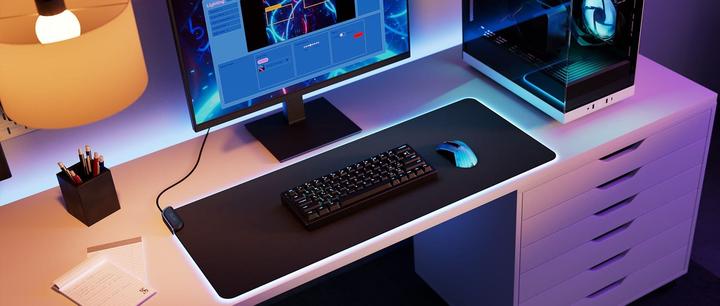 Actual product image Hyte CNVS Gaming Mouse Pad, ARGB - black (XXL)